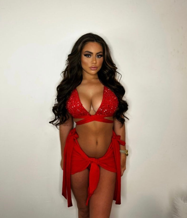 The VOGUE CRYSTAL BIKINI (Cross Top) Includes SARONG £59