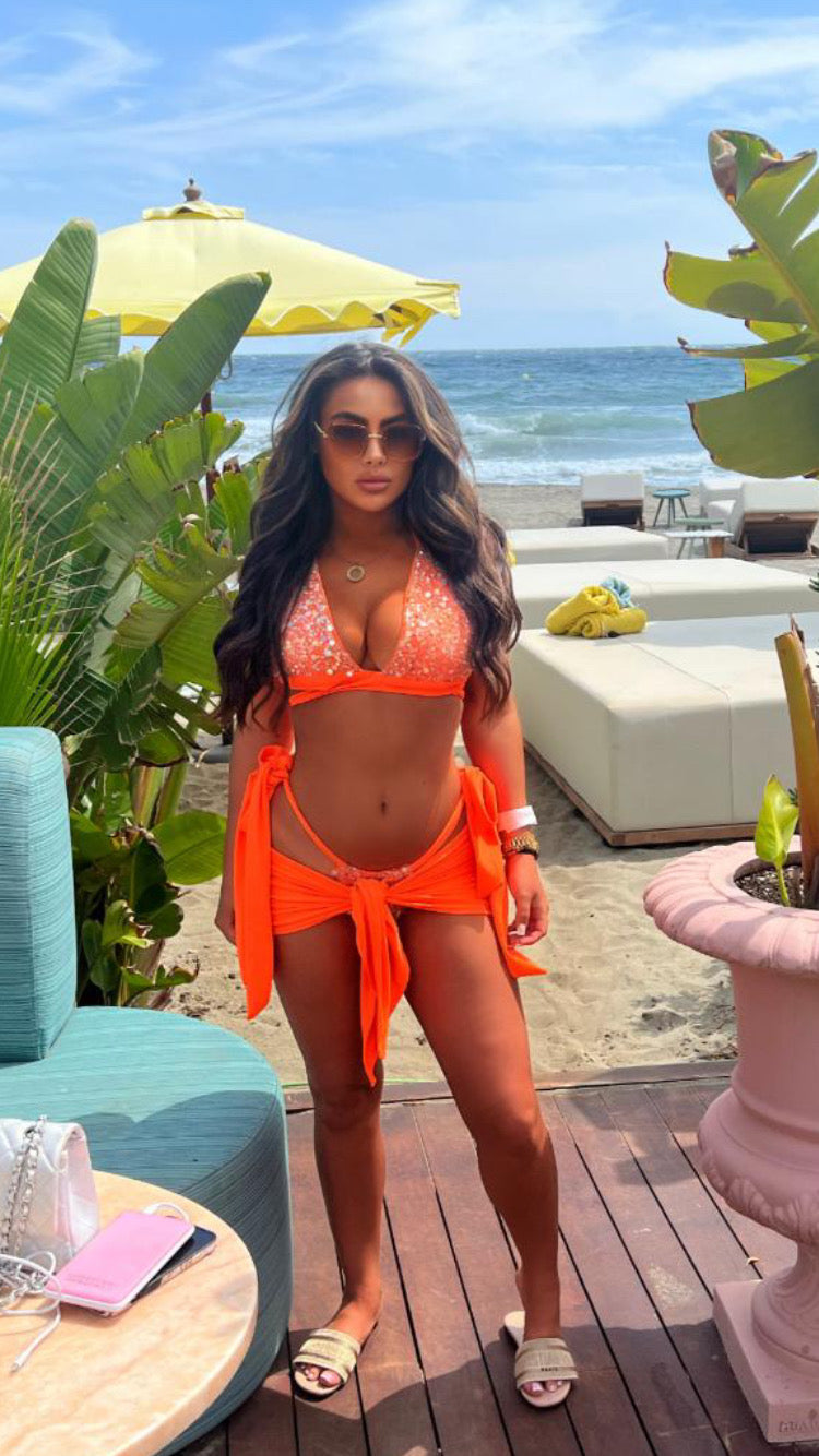 The VOGUE CRYSTAL BIKINI (Cross Top) Includes SARONG £59