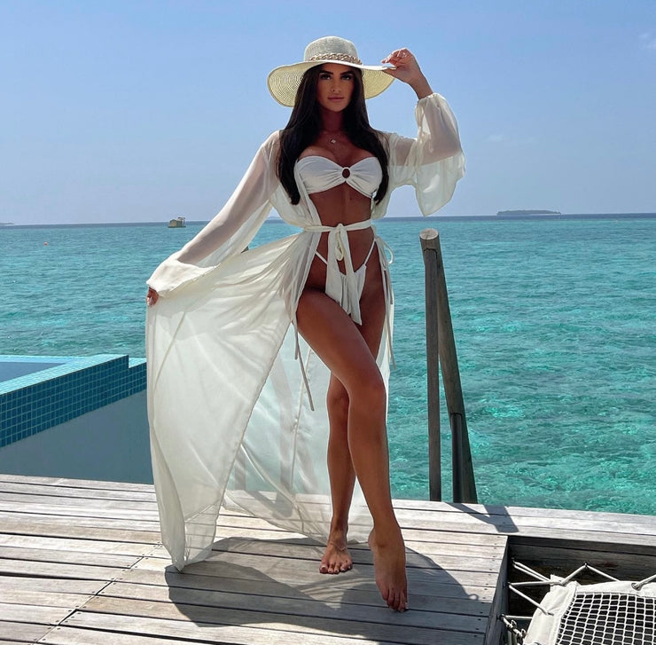 The BOUDOIR Bikini includes KIMONO £45